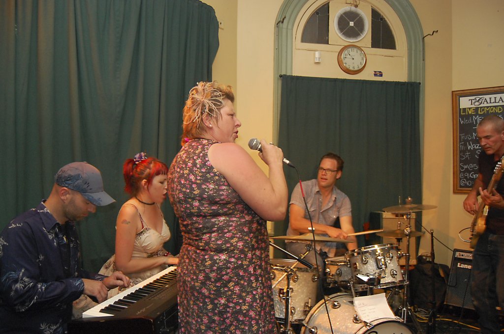 photo24.jpg