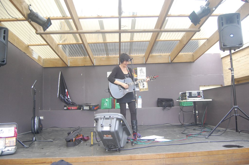 photo3.jpg