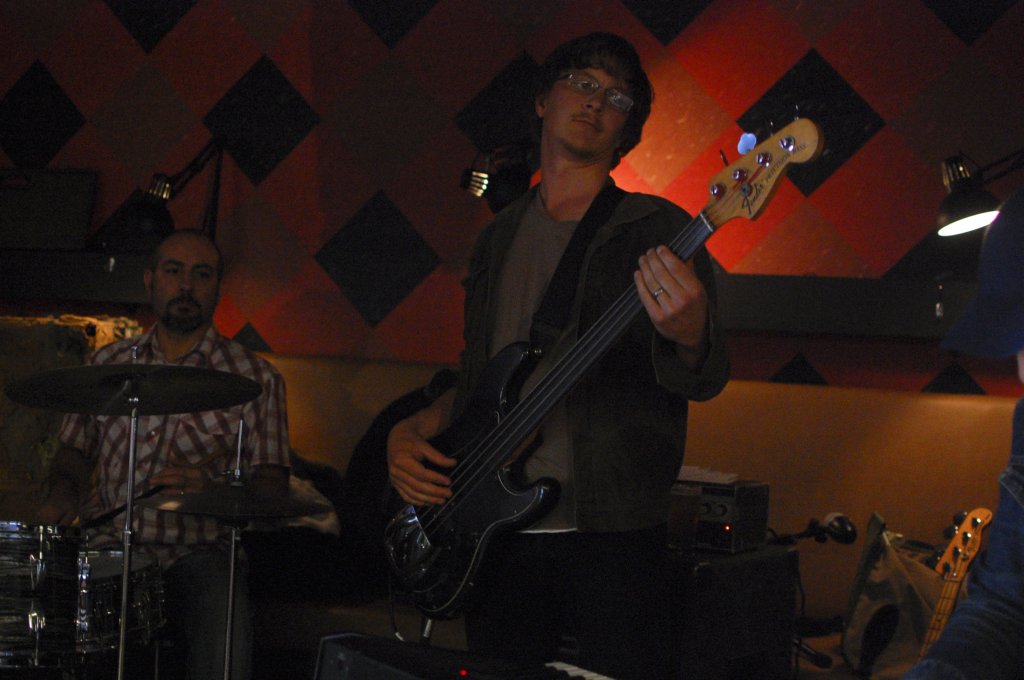 photo4.jpg