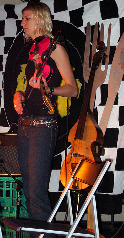 cyndiboste220804_012