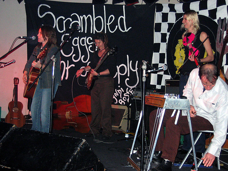 cyndiboste220804_018